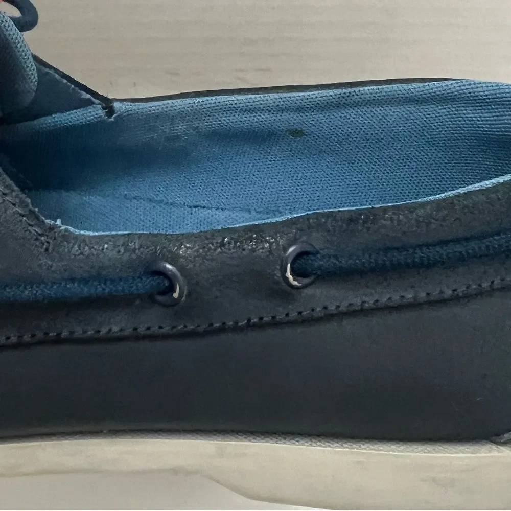 Lacoste Navire Leather Boat Shoes Men Sz 9.5 Blue Preppy Designer Casual Coastal